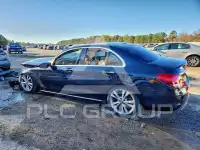 2017 Mercedes Benz C-Class фото