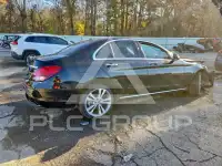2017 Mercedes Benz C-Class фото