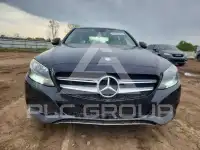 2017 Mercedes Benz C-Class фото