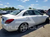 2017 Mercedes Benz C-Class фото