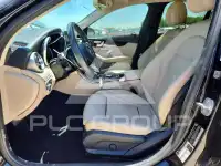 2017 Mercedes Benz C-Class фото