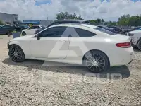 2017 Mercedes Benz C-Class фото