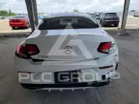 2017 Mercedes Benz C-Class фото