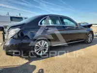 2017 Mercedes Benz C-Class photo