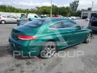2017 Mercedes Benz C-Class фото