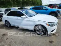 2017 Mercedes Benz C-Class фото