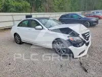 2017 Mercedes Benz C-Class фото