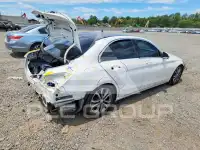 2017 Mercedes Benz C-Class photo
