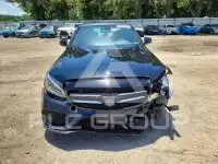 2017 Mercedes Benz C-Class photo