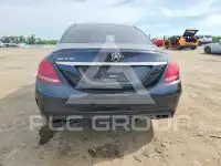 2017 Mercedes Benz C-Class фото