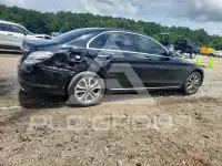 2017 Mercedes Benz C-Class фото