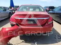2017 Mercedes Benz C-Class фото
