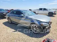 2017 Mercedes Benz C-Class фото