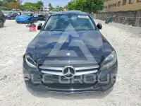 2017 Mercedes Benz C-Class фото