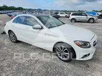 2017 Mercedes Benz C-Class photo