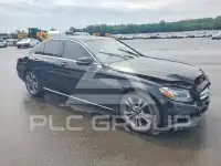 2017 Mercedes Benz C-Class фото