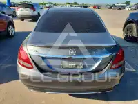 2017 Mercedes Benz C-Class photo