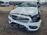 2017 Mercedes Benz C-Class фото