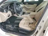 2017 Mercedes Benz C-Class photo