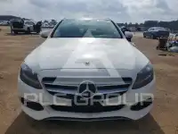 2017 Mercedes Benz C-Class фото