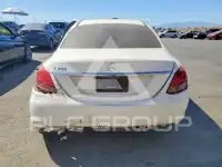 2017 Mercedes Benz C-Class фото