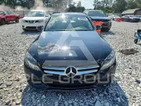 2017 Mercedes Benz C-Class photo