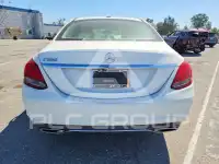 2017 Mercedes Benz C-Class фото