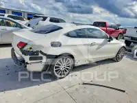 2017 Mercedes Benz C-Class фото