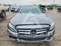 2017 Mercedes Benz C-Class фото