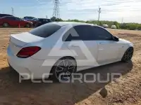 2017 Mercedes Benz C-Class фото