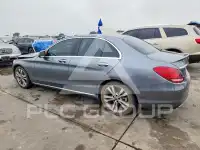 2017 Mercedes Benz C-Class фото