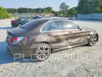 2017 Mercedes Benz C-Class photo