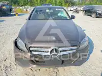 2017 Mercedes Benz C-Class photo