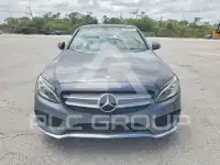 2017 Mercedes Benz C-Class фото