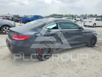 2017 Mercedes Benz C-Class photo
