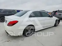 2017 Mercedes Benz C-Class фото