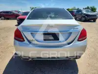2017 Mercedes Benz C-Class photo