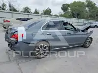 2017 Mercedes Benz C-Class фото
