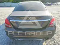 2017 Mercedes Benz C-Class photo