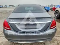 2017 Mercedes Benz C-Class фото