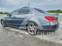 2017 Mercedes Benz C-Class фото