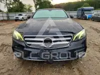 2017 Mercedes Benz E-Class photo