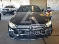 2017 Mercedes Benz E-Class фото