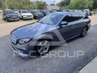 2017 Mercedes Benz E-Class фото