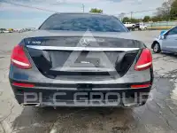 2017 Mercedes Benz E-Class фото