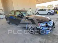 2017 Mercedes Benz E-Class фото