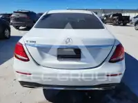 2017 Mercedes Benz E-Class фото