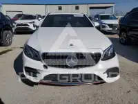 2017 Mercedes Benz E-Class фото