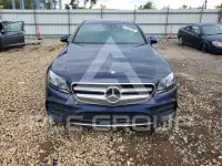 2017 Mercedes Benz E-Class фото