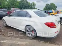 2017 Mercedes Benz E-Class фото